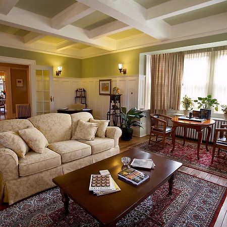 Springbank House Inn Sainte-Catherine エクステリア 写真