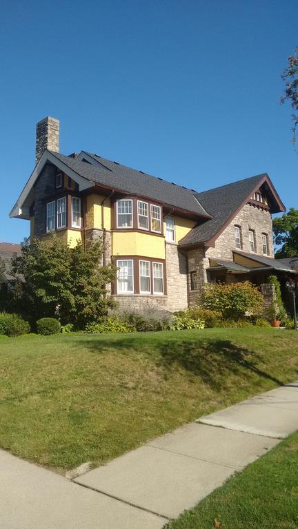 Springbank House Inn Sainte-Catherine エクステリア 写真