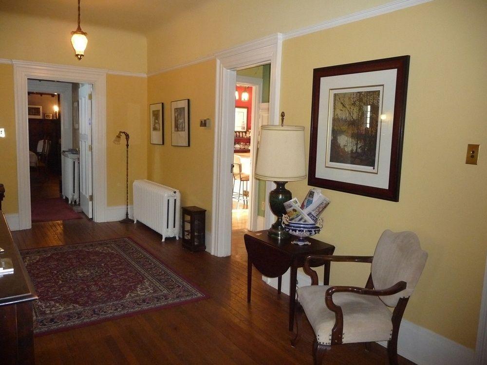 Springbank House Inn Sainte-Catherine エクステリア 写真