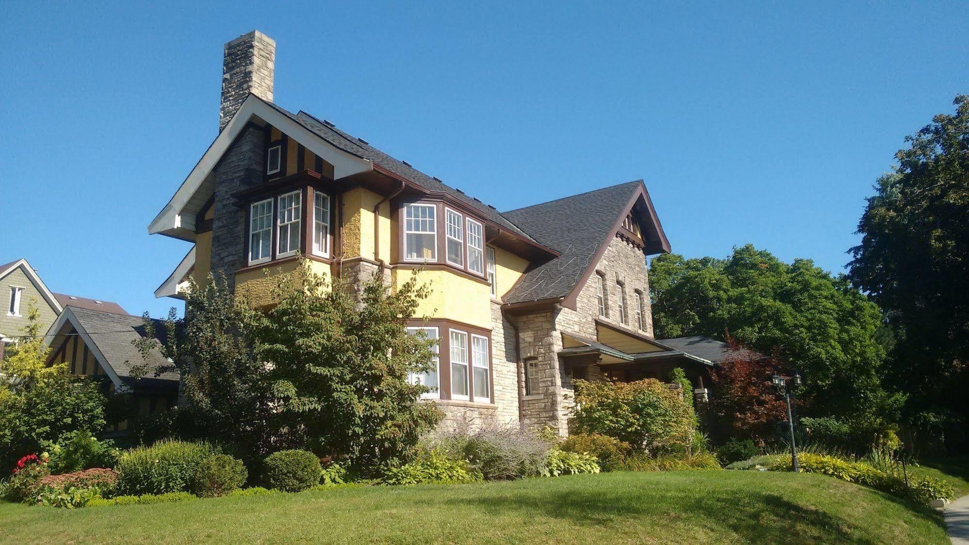 Springbank House Inn Sainte-Catherine エクステリア 写真